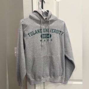 Tulane University Champion gray hooded sweatshirt in Youth Medium VGUC